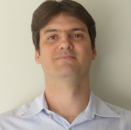 Dr. Igor Pires
